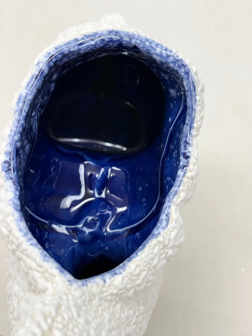 Vintage White Spaghetti Texture Donkey Planter Cobalt Blue Glaze